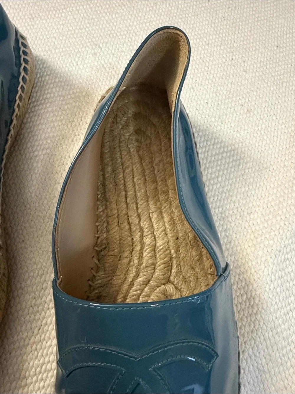 CHANEL Teal Patent Espadrille Flats with Interlocking CC